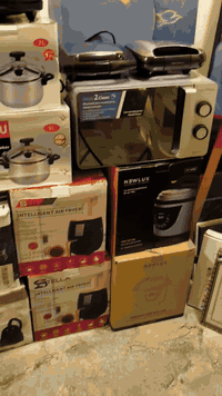 غراض اوربيه كلشي متوفر الي يريد يراسل واتساب 07847419618