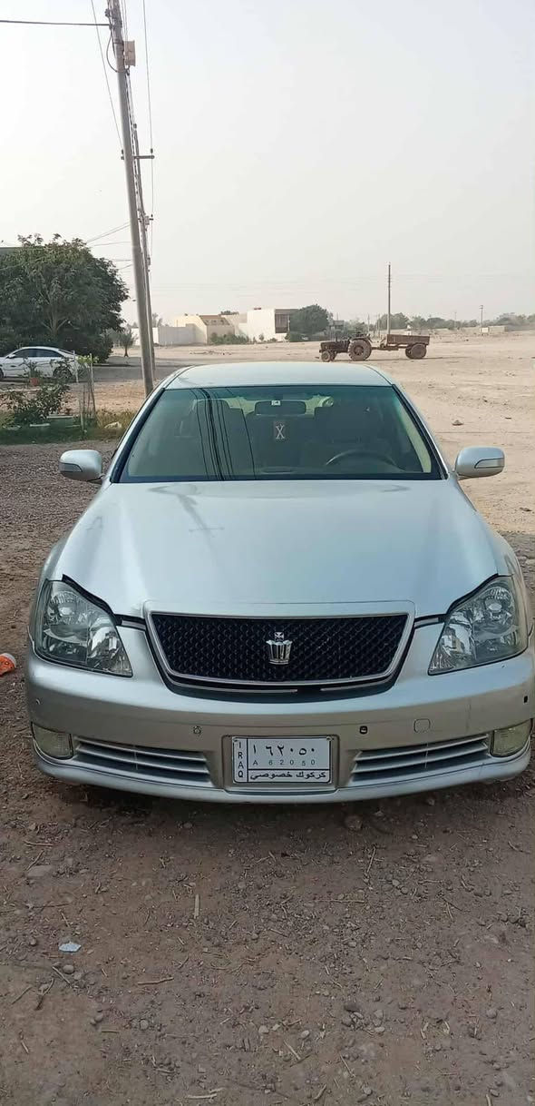 شاهينةي 2005 سپؤرت 3دوگمة  بي نوقساني 4تايةي لوك  سعري خوار بازار 40 معامةلة ***********
