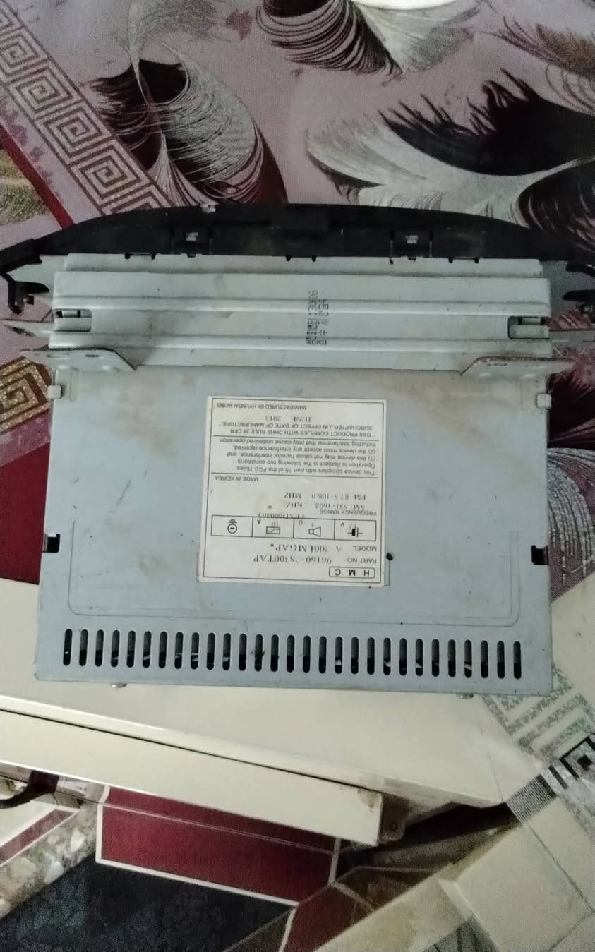 سلام عليكم عندي مسجل توسان ١٤اصلي ليفيده هاذه رقم *********** بي واتساب
