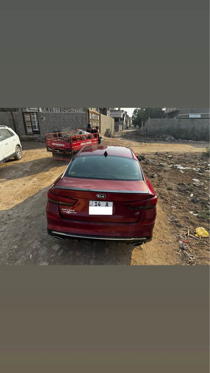 للبيع للبيع 
كيا اوبيتما 2019 وارد امريكي رقم بصره باسمي تحويل ثاني يوم
فول مواصفات ماعدا البانوراما S 
حادثه مدكر خلفي مثل ماموضح بالصوره
محرك 2400 جي دي اي مامفتوح 
السعر 140 وبيه مجال 
العنوان البصره القرنه ***********
مكلف بالنشر البصرة, العراق
