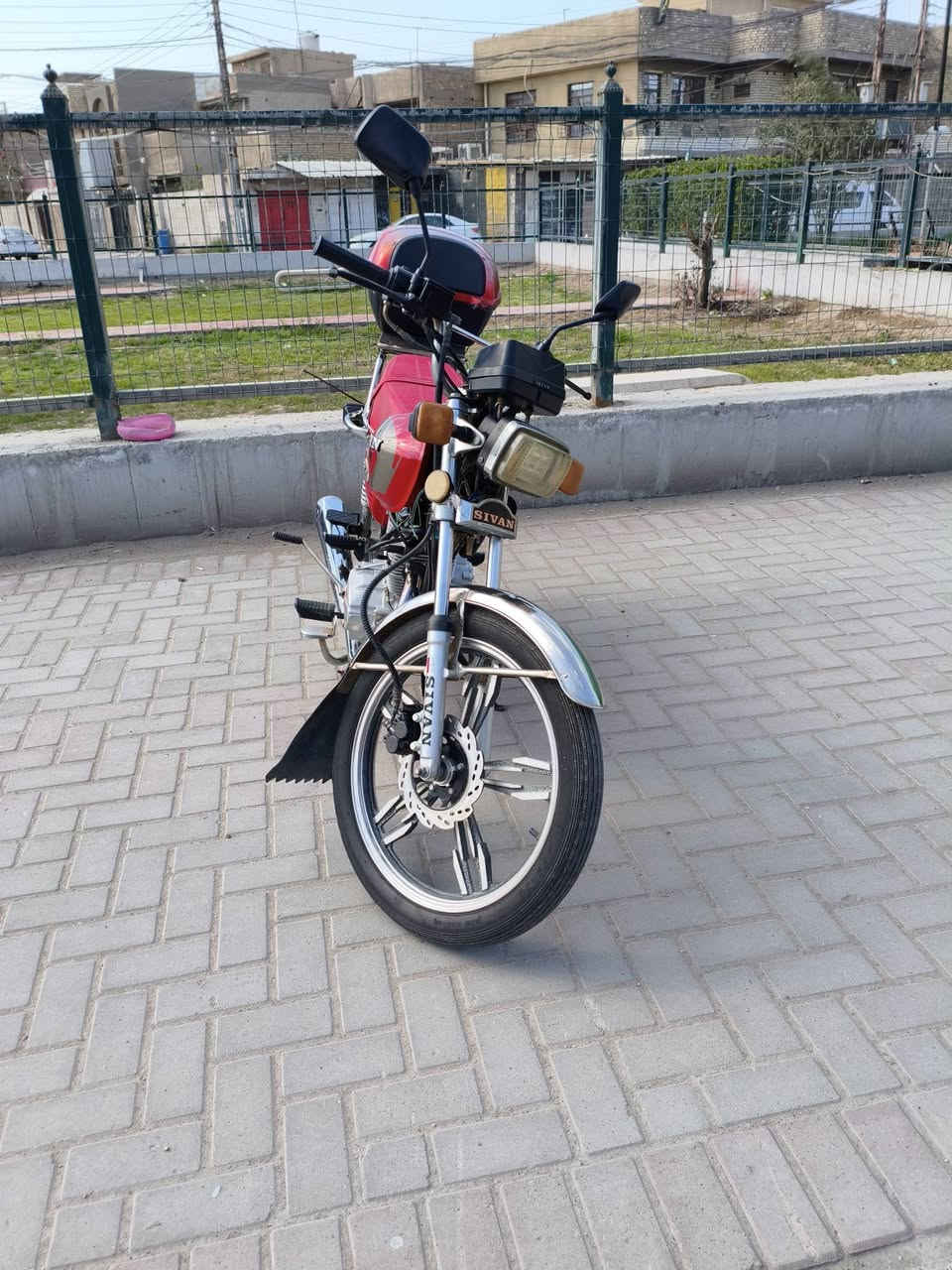 دراجه سيفان للبيع مامفتوح برغي واحد من المحرك مكفوله كفاله عامه اوراق موديل 2021 مكاني الدوره ابو دشير ***********////***********
