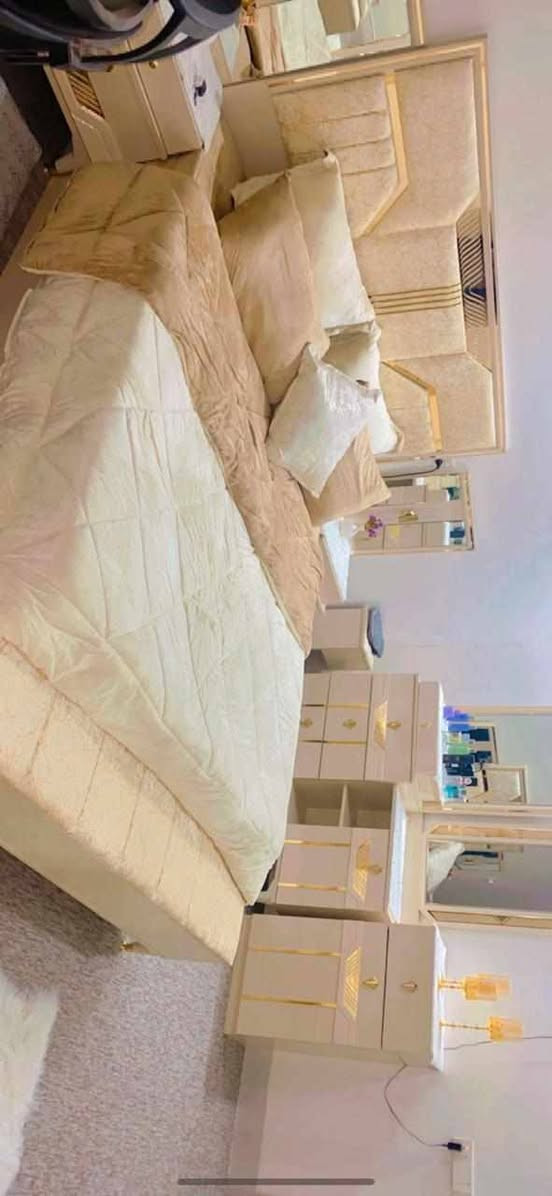 حەوت وەرەقەو نیو قفڵە أربيل, العراق


**إذا كنت صاحب هذا الإعلان وتريد حذفه لأي سبب، رجاءا أرسل رسالة إلى الدعم الفني**