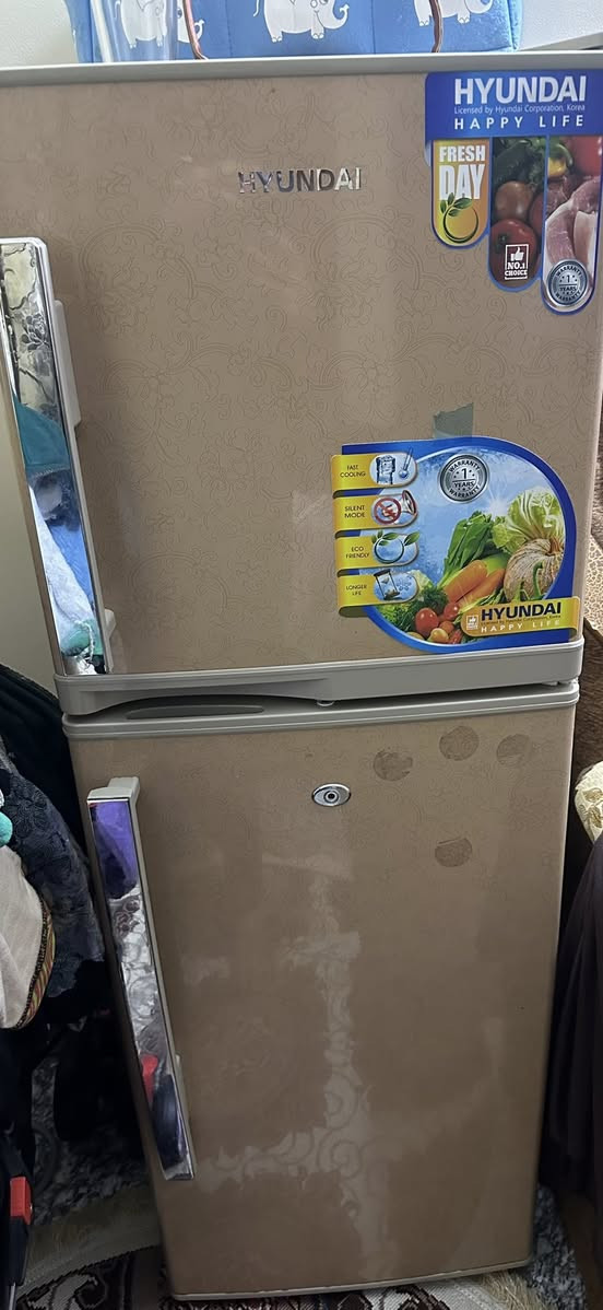 ثلاجه حجم صغير بابيه ماطور عاطل بس نضيفه حيل


**إذا كنت صاحب هذا الإعلان وتريد حذفه لأي سبب، رجاءا أرسل رسالة إلى الدعم الفني**