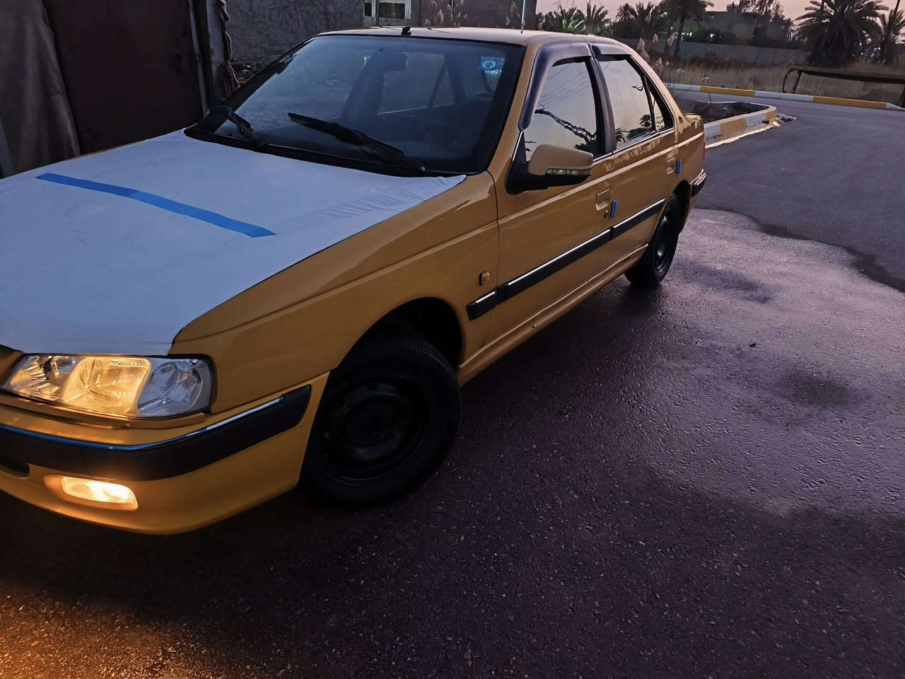 السلام عليكم
للبيع بيجو بارص موديل ٢٠١٥ مكينة كير حدادية خير من الله رقم مميز دولي الجديد تحويل ثاني يوم  تبريد شغال تخم تاير جديد رقم الهاتف *********** مكان السيارة كربلاء السعر ٤٠ ورقة وبيها مجال حك الجية الشراي يتصل.
