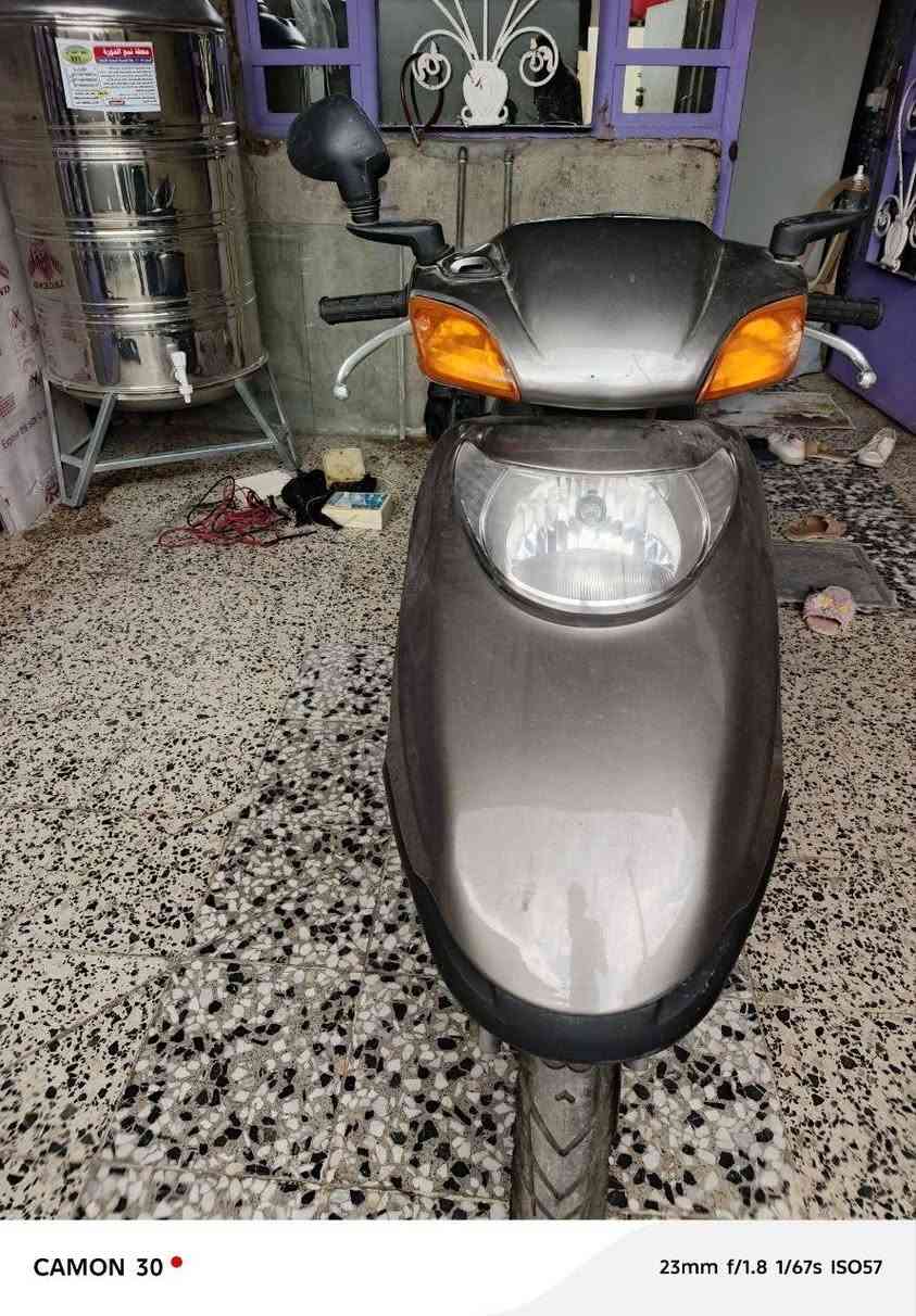 سلام عليكم دراجه سبيسي للبيع السعر 400 وبيهه مجال بسيط العطل بل مكينه دير وما تاخذ 
للستفسار الاتصال عل رقم ***********
