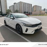 كيا K5 خليجي موديل 23 رقم بغداد بأسمي فول مواصفات كفاله عامه من الضربه...