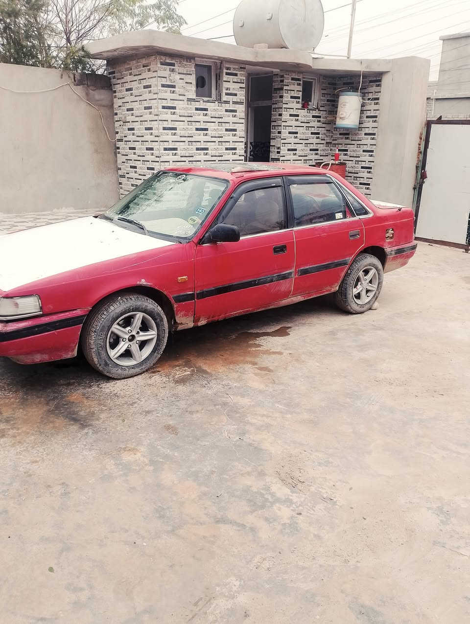 السلام وعليكم مازده للبيع  كير ومحرك شرط صدر جديد قبل شهرين بدلتو تواير جديد البيع نقد فقط 
رقم صاحبالسياره ***********
