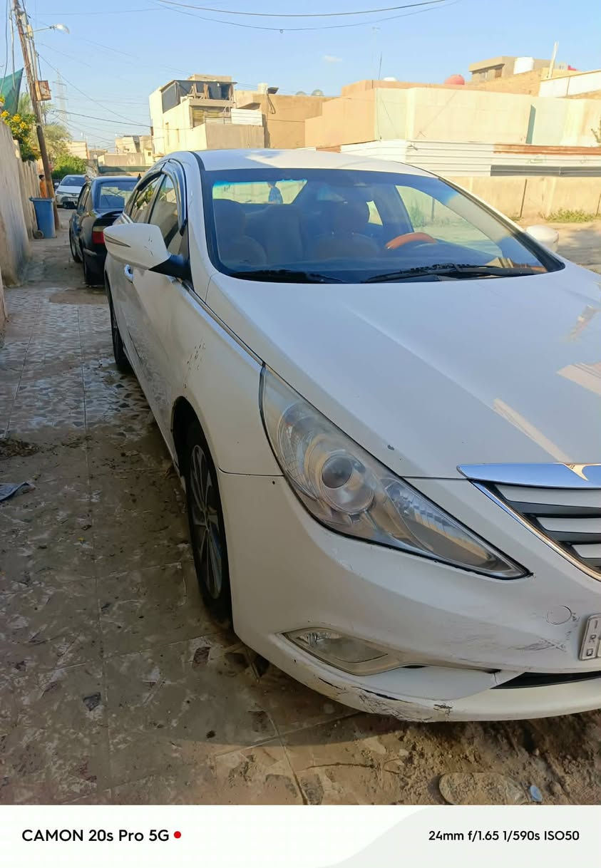 سوناتا خليجي
2013
السونار واضح في الصور 
رقم بغداد تحويل مباشر 
مواصفات نص فول 
مكان السياره بابل
السعر /128 ورقه
للمزيد من التفاصيل الاتصال 
***********
