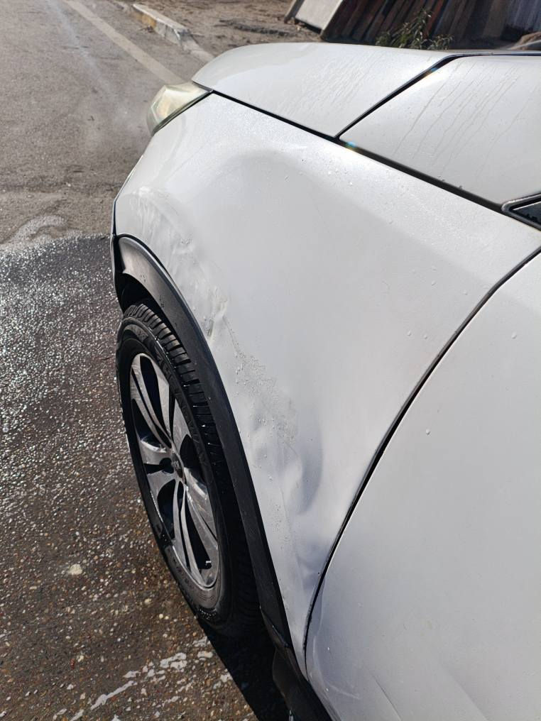 سلام وعليكم كيا سبورتج مديل 2012 فول موصفات بنو راما بصمه تحكمات السياره عوزها ملاحضات بصيطه ميكنه مجفته رقم نجف مكاني بغداد الحريه الثالثة سعرها 130 وبيها مجال رقم *********** بغداد, العراق
