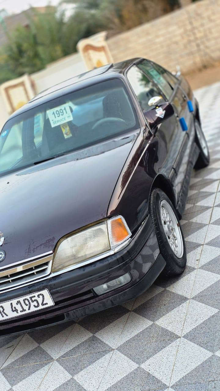 السلام وعليكم اوبل او ميكه موديل 1991 رقم بغداد الانكليزي مكينه وكير خير من الله صدر امامي خلفي جديد تخم تاير باتري جديد كهرباياته كله شغاله سياره مال جناي متعوب عليهه خير من الله. صبغ جماليه فقط تايرات تخم سبير كامله مناقصهه شي تحويل مباشر. بلخير لل ياخذهه. #***********
