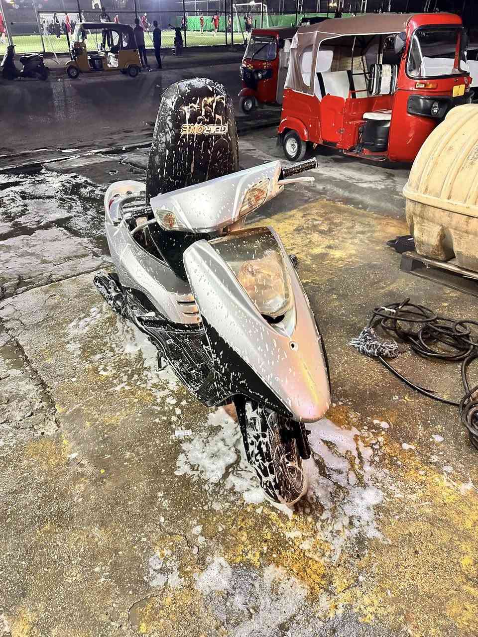 السلام عليكم درجه  بريز للبيع نضيفه بل جيس مكاني شعب سعرها 600 قفل ***********
