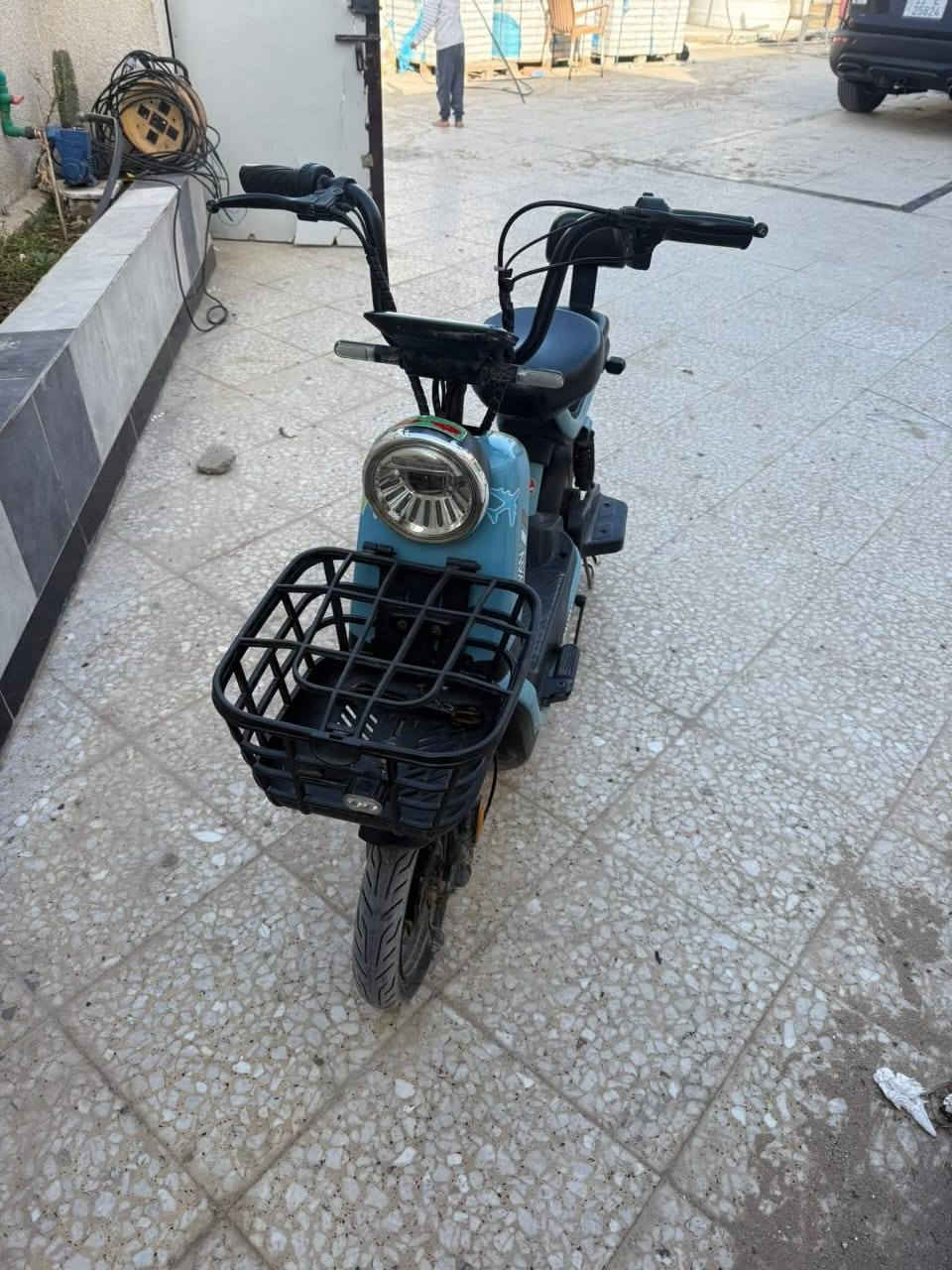 دراجة الريان الاصلية باب اول
 شحن للبيع استخدام سنة
 بطاريتها البلادية 
السعر ٢٧٥
كربلاء حي الحر 
واتساب ***********
