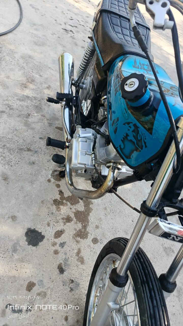 سلام عليكم 
دراجة للبيع 
اوراق اوراق اوراق 🔥 ا
شاصي 20
تعمير 24
او مراوس بستوتة حسب التسعير 
للاستفسار ***********
