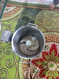 متوفر للبيع نظافه 95 بالميه السعر 350 للاستفسار 07712490146