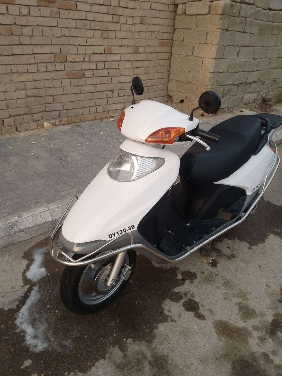 رمضان كريم 
سلام عليكم سبيسي للبيع دراجه كامله من كلشي كهربيات شغاله عالي ناصي السرعة الشاير درع ستيل تخم تاير جديد مكينه ناعمة لا دخان لا تنقيص فقط بيع بدون مراوس مكاني واسط النعمانيه *********** اتصال او واستاب
