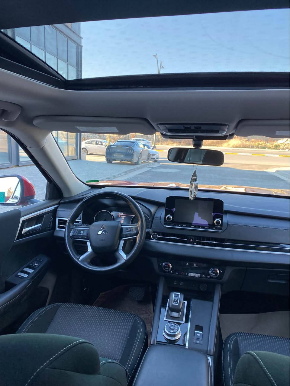 ‏Mitsubishi Outlander 2024
ماشيه 19 الف فقط
حادث فقط بنید بدون دواخل
ایرباك فقط ستیرن 
حجم محرك 4 سلندر 2.5
‏‎المواصفات:
‏‎بصمة تشغيل
‏‎بصمة ابواب
‏‎المرايات شفط 
‏‎سقف بانوراما 
فور ويل 
كشنات تدفه استيرن تدفه
كشنات كهربا
‏Super ALL WHEEL CONTROL
‏‎كاميرات محيطية 
کامیرا خلفیە
‎5 رادار
سياره 7 راكب 
‏‎رادار امامي (تحديد مسار)
‏‎رادار جانبي (نقاط عمياء)
‏‎رادار خلفي (تحذير من الاصطدام)
‏‎تبريد قطعتين لمس
‏‎تحكم وضعيات القيادة...Drive Modes 
صندق جك كهرباء كشنات تدفئة
‏‎تحكمات استيرن
‏‎استيرن تدفئة
‏‎هاند بريك بصمة
‏‎اوتو هولد Auto Hold
‏‎مانع انزلاق+ABS
‏‎شاشة كبيرة لمس
‏‎حساسات خلفية،
‏‎منافذ AUX+USB
📍مكان سياره سليماني 
سياره بدون رقم تترقم شمالي فقط اربيل سليماني دهوك
*********** السليمانية, العراق
