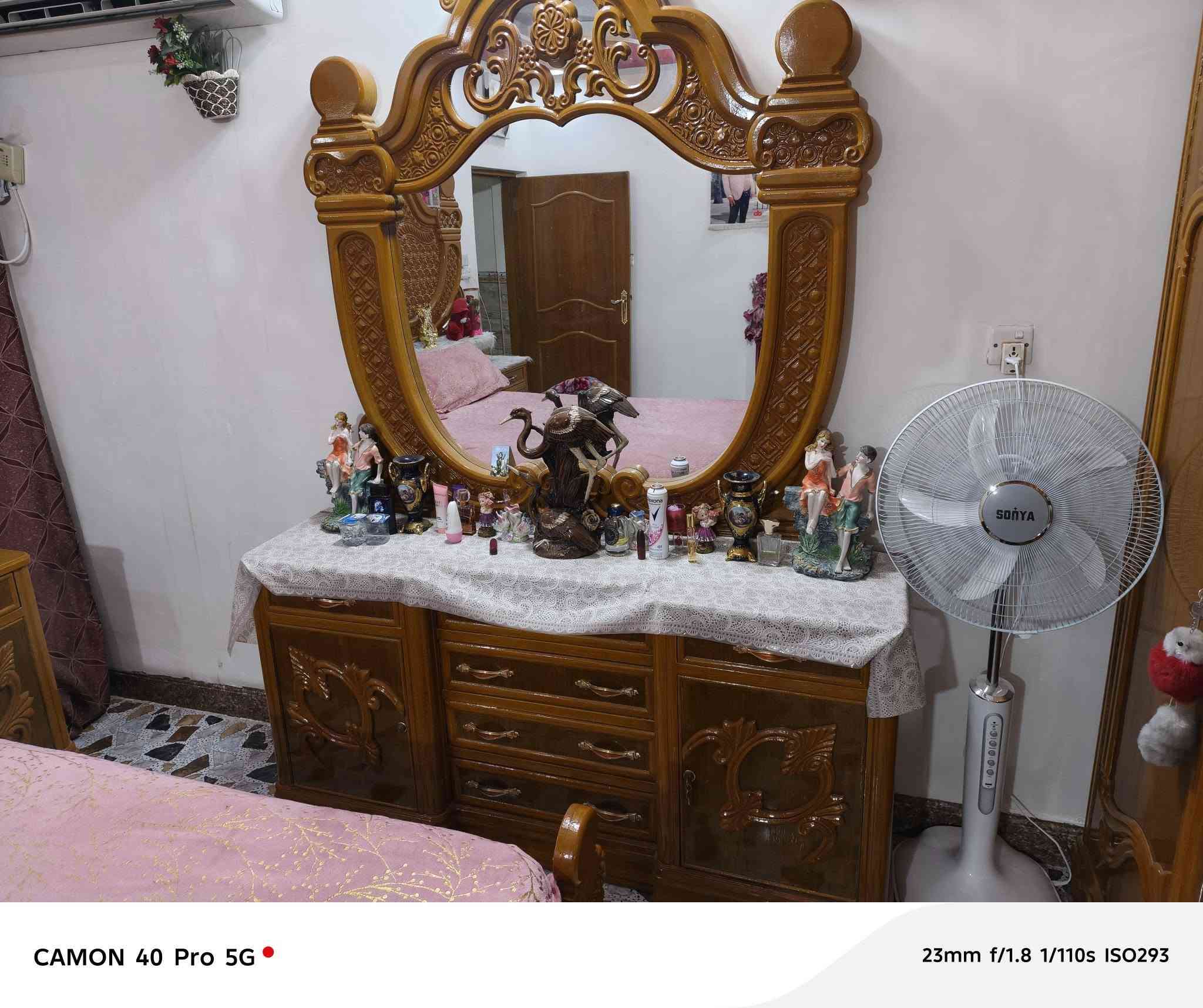 غرفة للبيع شغل نجارة العنوان النجف شارع الحولي المراسلة على هذا الرقم
***********
