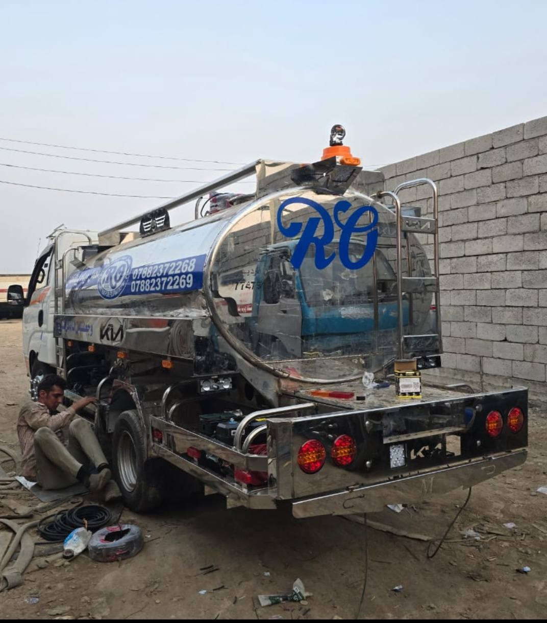 معمل حداده حجي حسن نعمل كافت التانكيات ال سل ستيل ال قذائي 304 ضمان من صده ويوجد لدينه تانكيات جاهزه عنوان بغداد جرف نداف ***********
