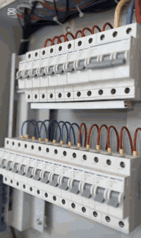 كهربائي • تأسيس سيمنز • بغداد