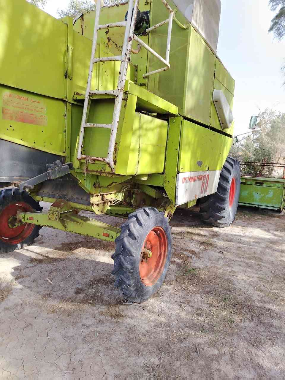 السلام عليكم حاصود كلاص للبيع موديل ٩٧ مكفوله المكان ديوانية البدير رقم الموبايل ***********
