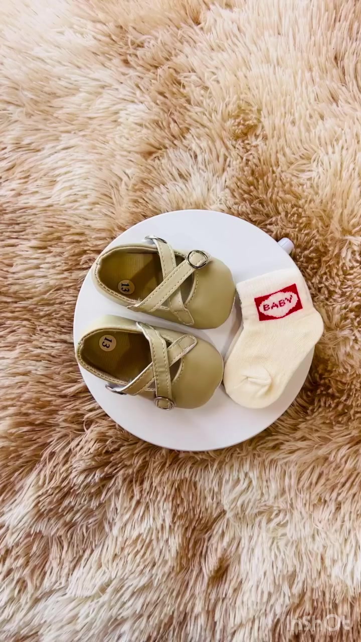 سيت حذاء مع جواريب للبيبي 
تفاصيل صغيرة بس تعطي أناقة كبيرة ✨
ناعم ومريح على قدم صغيركم ويكمل طلتهم الحلوة
السعر ٥ ونص فقط 🌷

📍العنوان: بغداد – الغزالية، شارع مدير الأمن، مجاور زياد مول

#بيبي_شيك #ملابس_بيبي #أحذية_مواليد #أناقة_أطفال #تسوق


**إذا كنت صاحب هذا الإعلان وتريد حذفه لأي سبب، رجاءا أرسل رسالة إلى الدعم الفني**