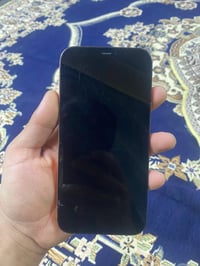 آيفون ١٢ برو ماكس • ١٢٨ • بطارية ٧٩٪