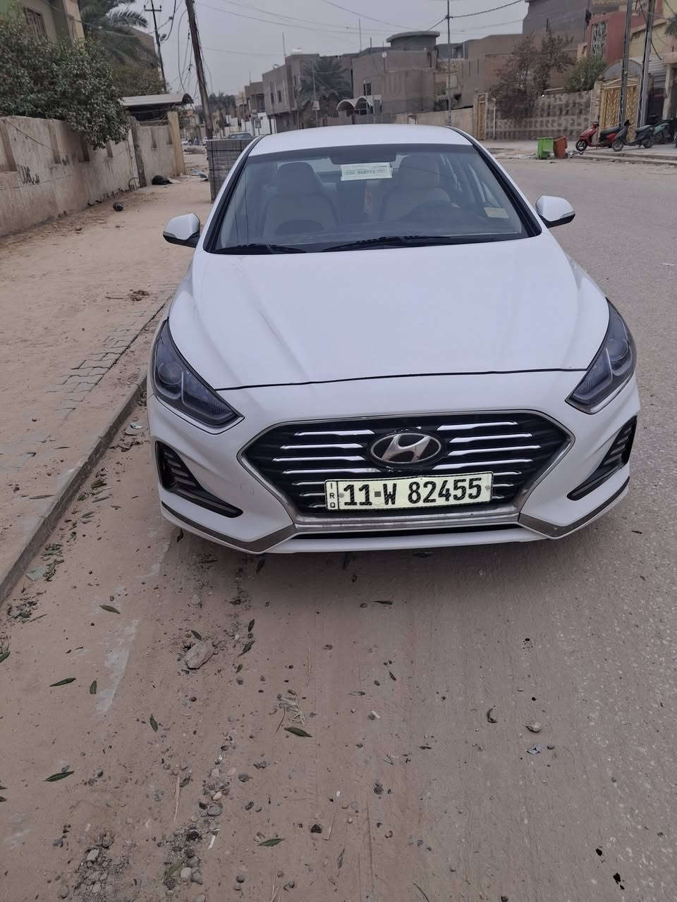 سوناتا موديل ١٨ خليجي جديده بأسمي محرك ٢٤٠٠ سعرها ١٦٥ بيها مجال سونار بالمنشور مكان شامية اتصل على الرقم  ***********
