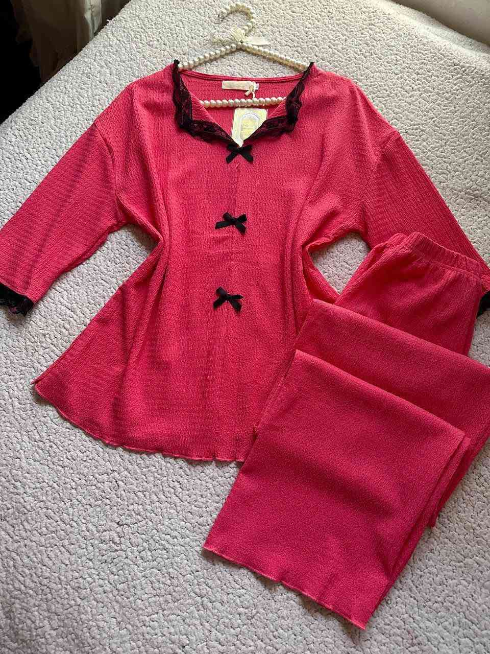 قياس ( XL - 2XL - 3XL ) 
السعر 120 الف
قماش كريشة اوربية قطن درجة اولى 
الدرزن 4 الوان استندر


**إذا كنت صاحب هذا الإعلان وتريد حذفه لأي سبب، رجاءا أرسل رسالة إلى الدعم الفني**