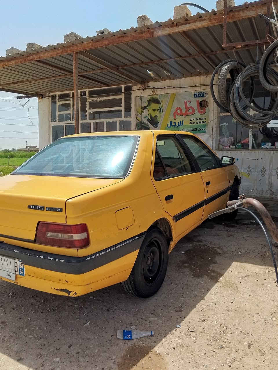 يالله السلام عليكم سياره بيجو 405 موديل السياره جاهزه كير مكينه خير من الله السياره نضيفه دواخله تخبل تبريد شغال كهربائيات كله شغاله تحويل مباشر مطلوبه هيئه وغرامات 500 ينزلن من سعر السياره السعر 22 وبيها مجال 
مكاني بابل المسيب رقمي ***********
