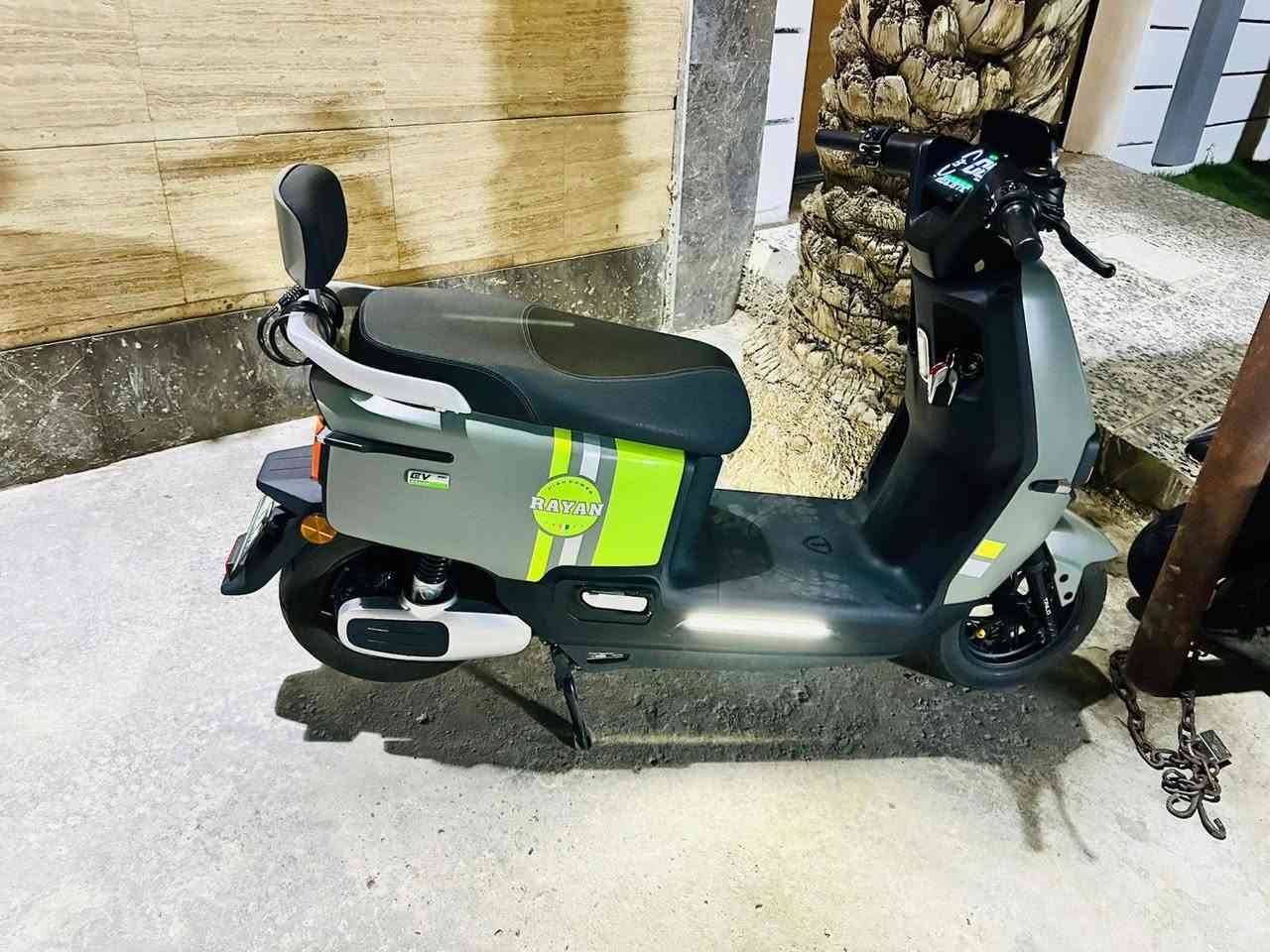 سلام عليكم شباب دراجع ريان بطاريه جديده النظافه فول السعر 650 وبيهه مجال عنوان بغداد
***********
