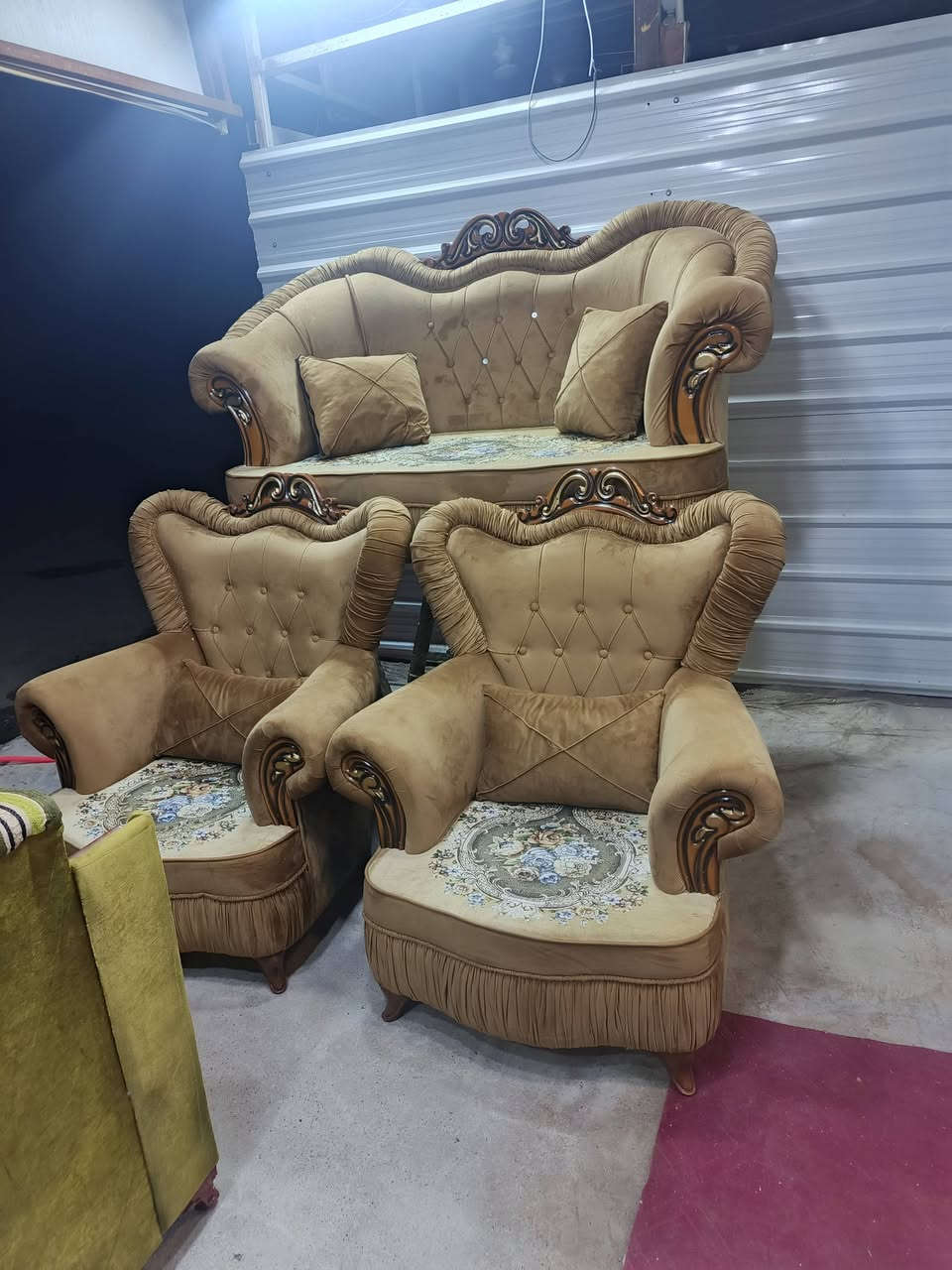 #يقدم معرض نور الامير بتخفيضات 
#التخامه باسعار مناسبه 
#العنوان كوت العزه 
#ملاحظه نستبدل القديم بالجديد مع فرق 
#ويوجد لديناا دوشمه التخامه ودولوين 
#الاستفسار اكثر مراسله الصفحه او تصال بالرقم التاليه 
👈🏻***********
***********👉🏻حيدر البدري 
@اشاره
