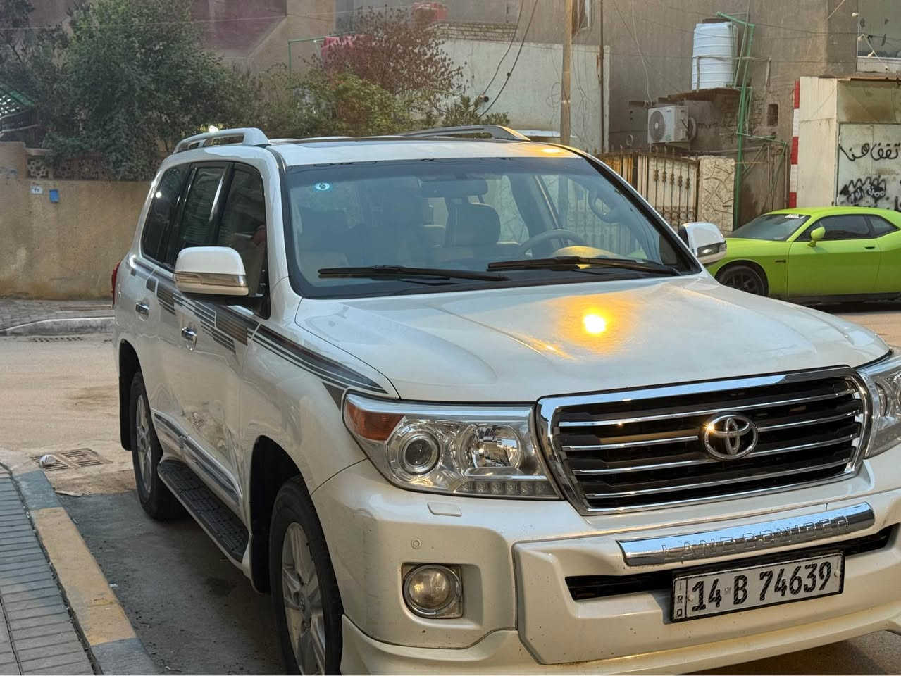 مكلف بالنشر تويوتا لاندكروز موديل 2012 السيارة مكفولة من الصبغ والضربة والتبديل محرك وكير جدد على وضع الشركة تبريد خير من الله 
للاستفسار 
*********** البصرة, العراق
