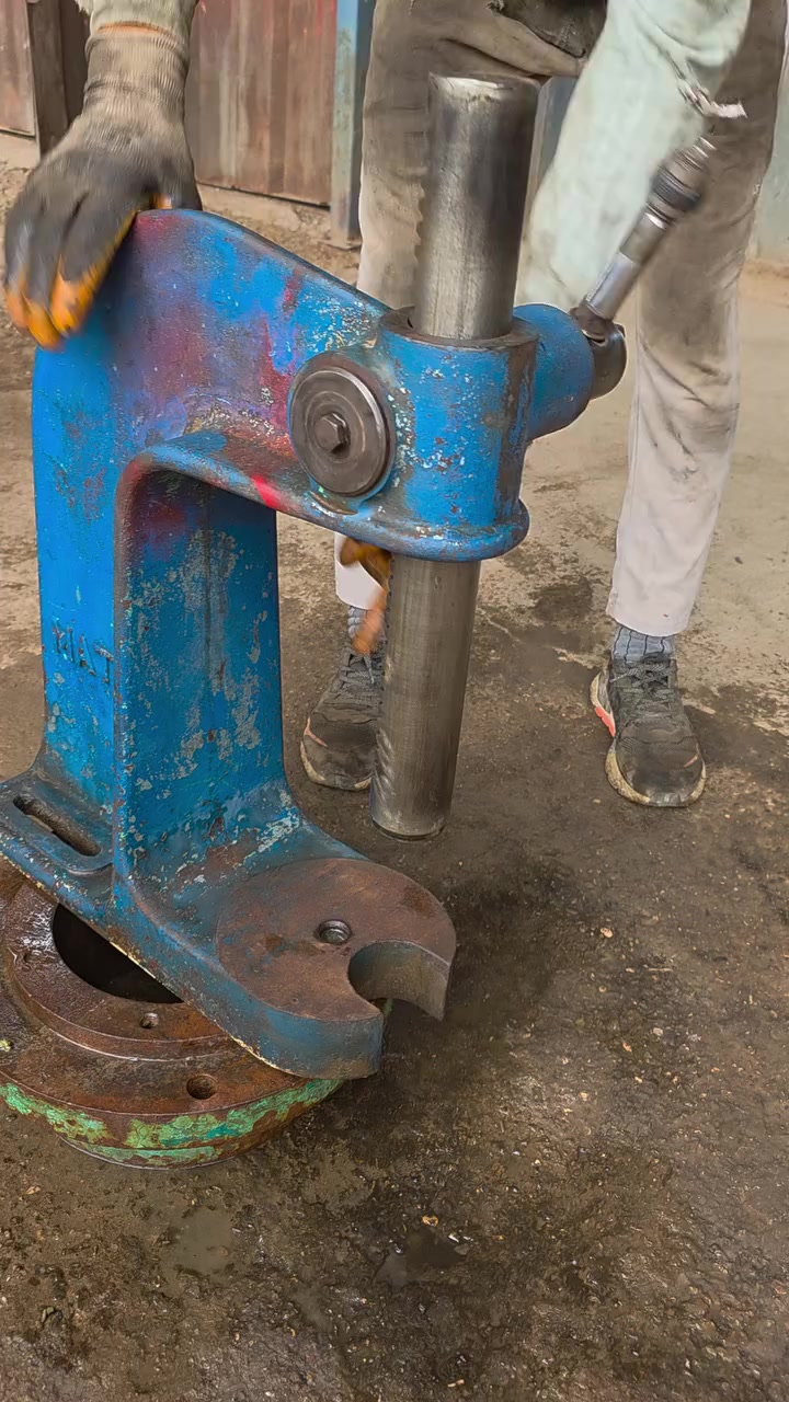 بريص يدوي للبيع هاتف *********** مكاني بغداد
