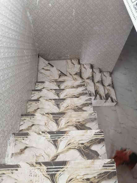 بيت للبيت في ناحيه العباسيه شارع الكنبري الخديه طابو زراعي مساحته 100متر +غرفه طابق ثاني كافة الخدمات موجوده وشارع مبلط للاستفسار 

***********
***********
