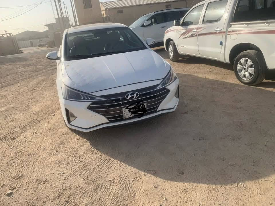 النترا 2020 خليجي مصبوغه عام اثر جفيه خفيفه بدون دواخل بدون كص مكينه 2000 دوش
رقم بغداد دولي 

ماشيه 250 

***********

السعر 110
ه
