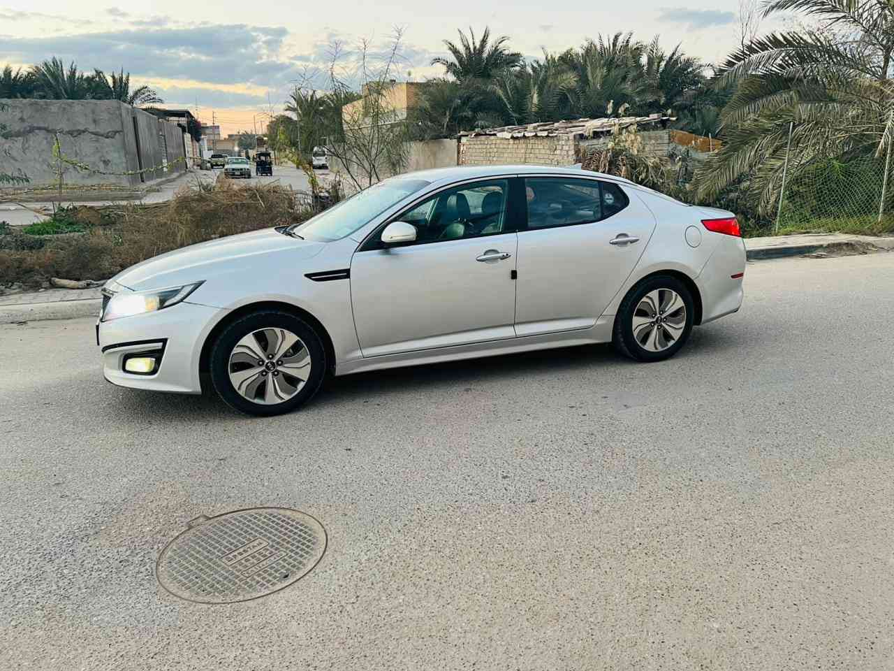 سلام عليكم كي 5 كوري 2014 رقم بصرة دولي مكفولة من الضربة والتبديل مكينة 2000 سيارة بصمة تدفئة تبريد بلكشنات حدادية 100% مكينة جديدة تو شادها كير كفالة لايت زنون سيارة جديدة السعر 115 بيها مجال مكان السيارة بصرة مدينة ***********
***********
