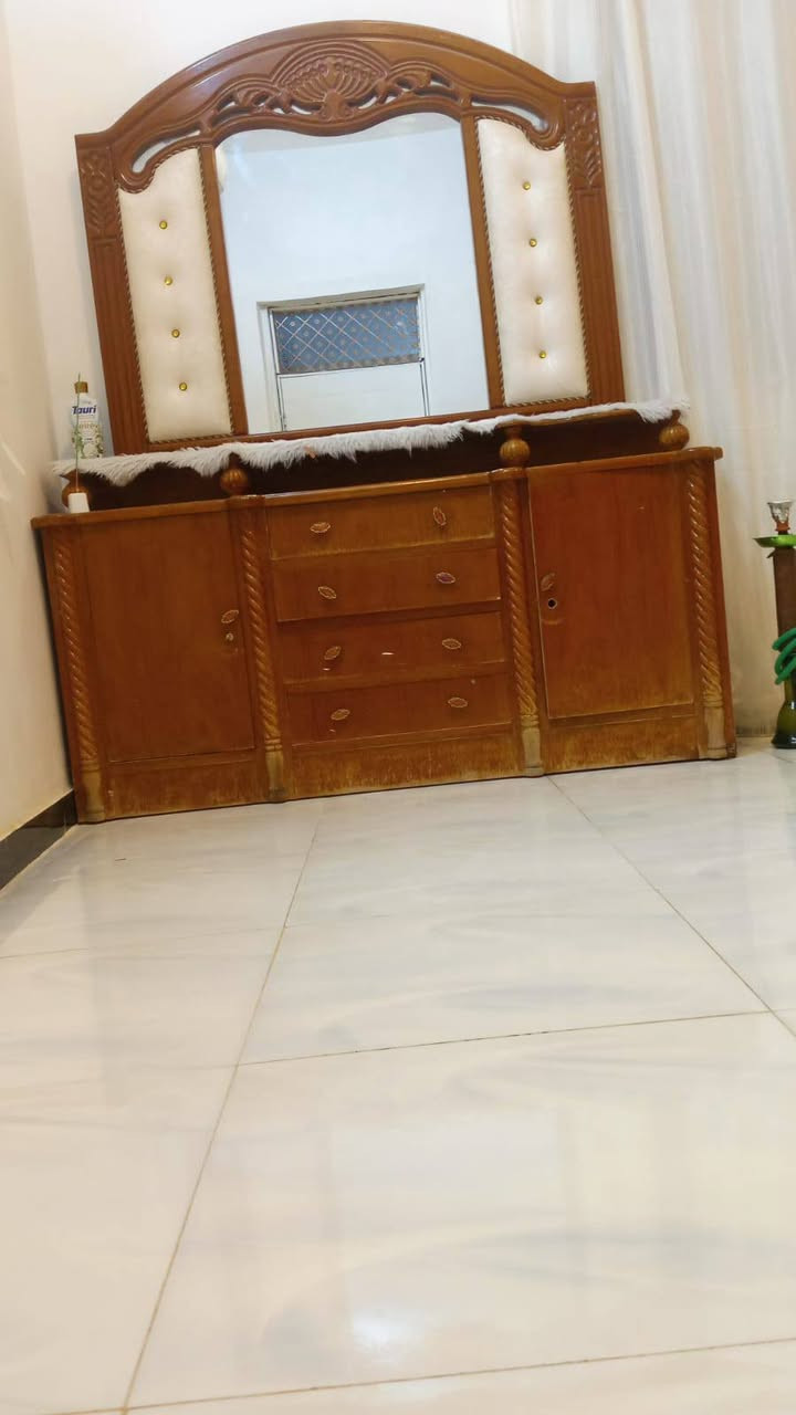 السلام عليكم غرفه تزكام للبيع العنوان شطره ‏‪***********‬‏
