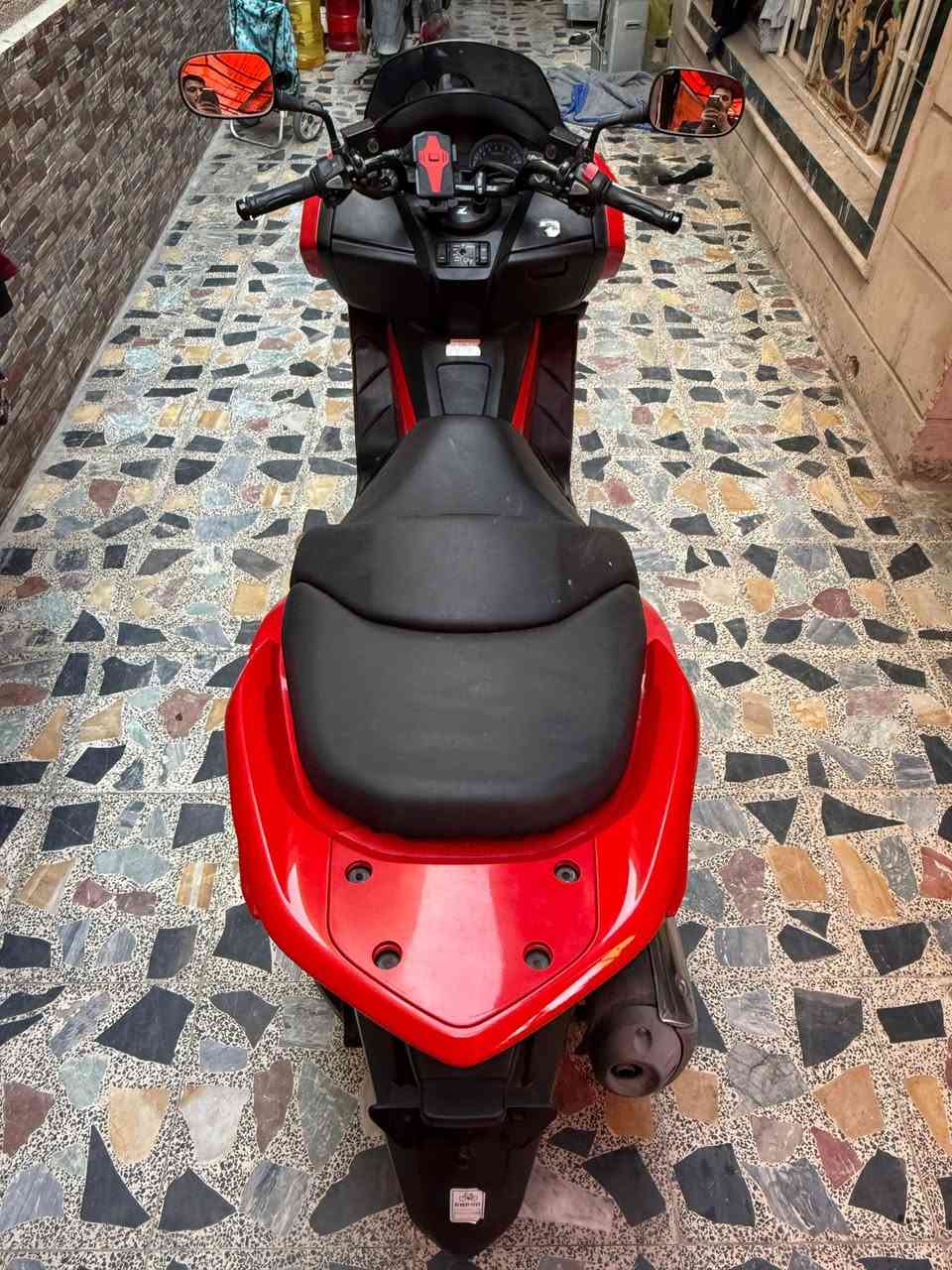 السلام عليكم فورزة 012 للبيع الدراجه رنبة مكفوله كفاله عامه ماشيه 40 الف السعر 20 ورقه وبيهة مجال بسيط العنوان بغداد الشعله للاستفسار هذا رقمي ***********
