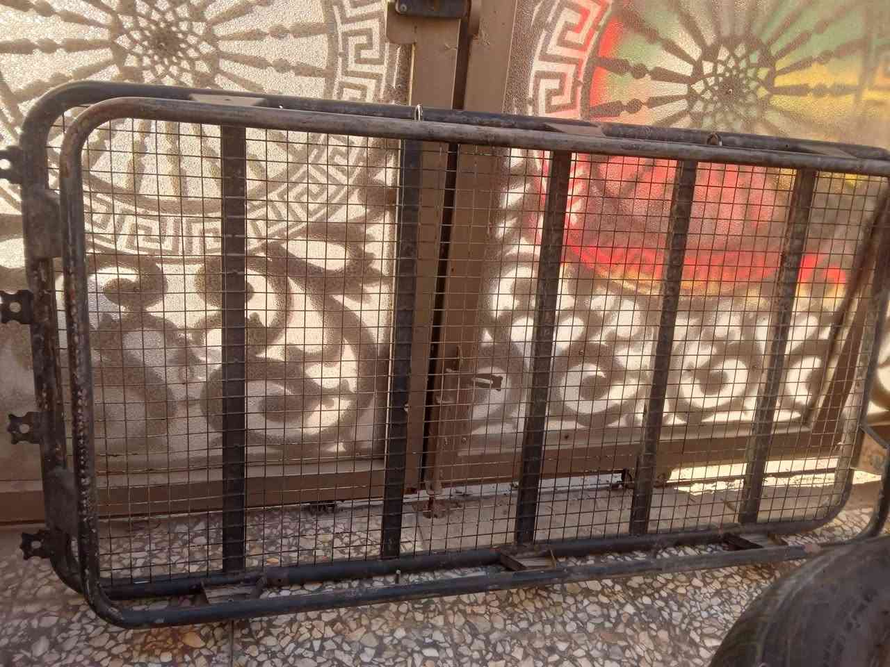 السلام عليكم شباب 
سيباية مال ناتيفيا سعرها250  الف مافيها مجال***********
