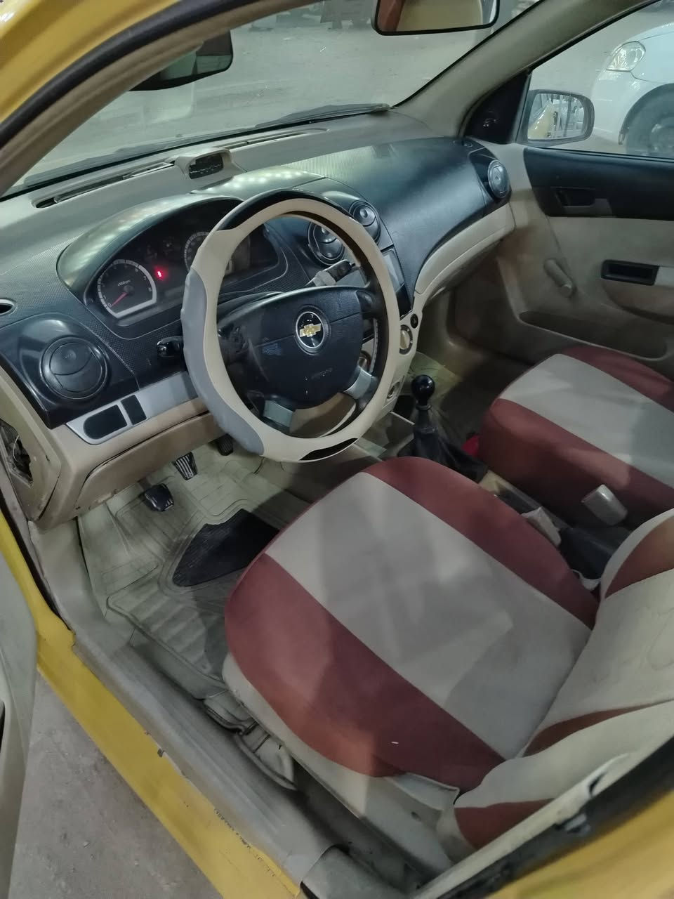 سلام عليكم  افيو مديل 10  بيه قاصرين  سعر ٣٣ وبيه مجال قليل  *********** خابر ونطيك التفاصيل أكثر
