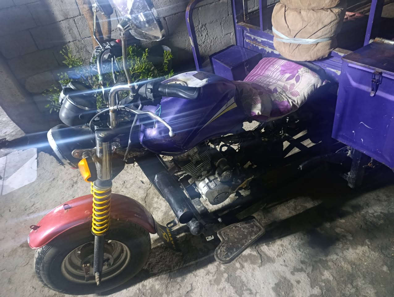 ستوته للبيع دولفين اوراق بيهن نقص ورقه ستوته كله جديد تخم تأير جواهه مكينه ام تي ار مكفوله مابيه نقص كبل للشغل خير من الله العنوان بغداد ناحيه الوحده قرب بسمايه السعر 800 وبيه مجال بصيط رقم الهاتف ***********
