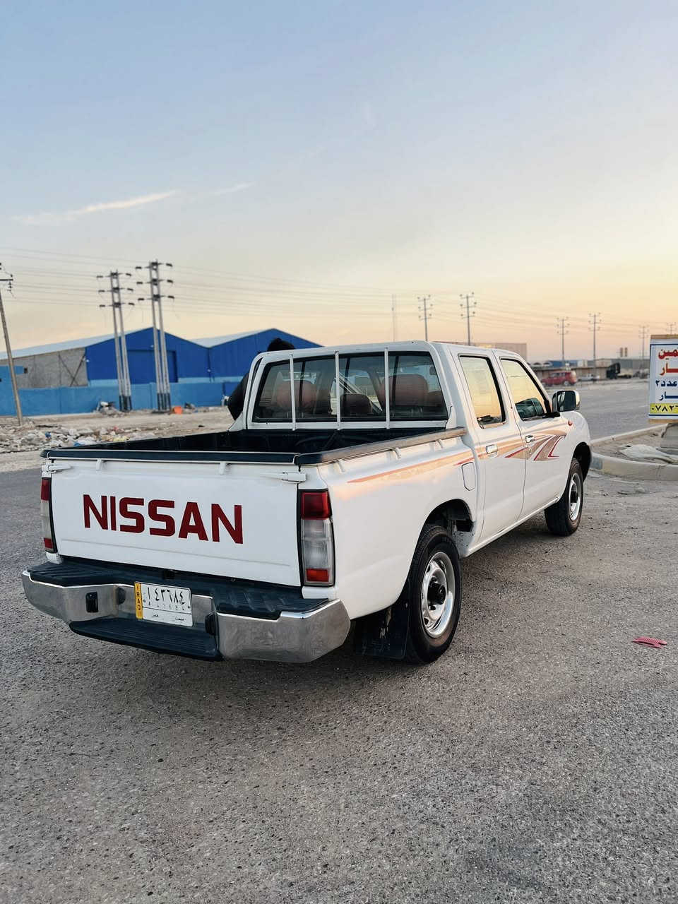 نيسان ١٦  رقم ميسان بسمي سياره جديده ماشيه ٢٣٠بيه صبغ باب البدي والباقي مكفول من ضربه وصبغ العنوان ذي قار حي اريدو السعر ١٥٥بيه مجال اعتذر عن المراوس بيع فقط الستفسار اتصل ***********
