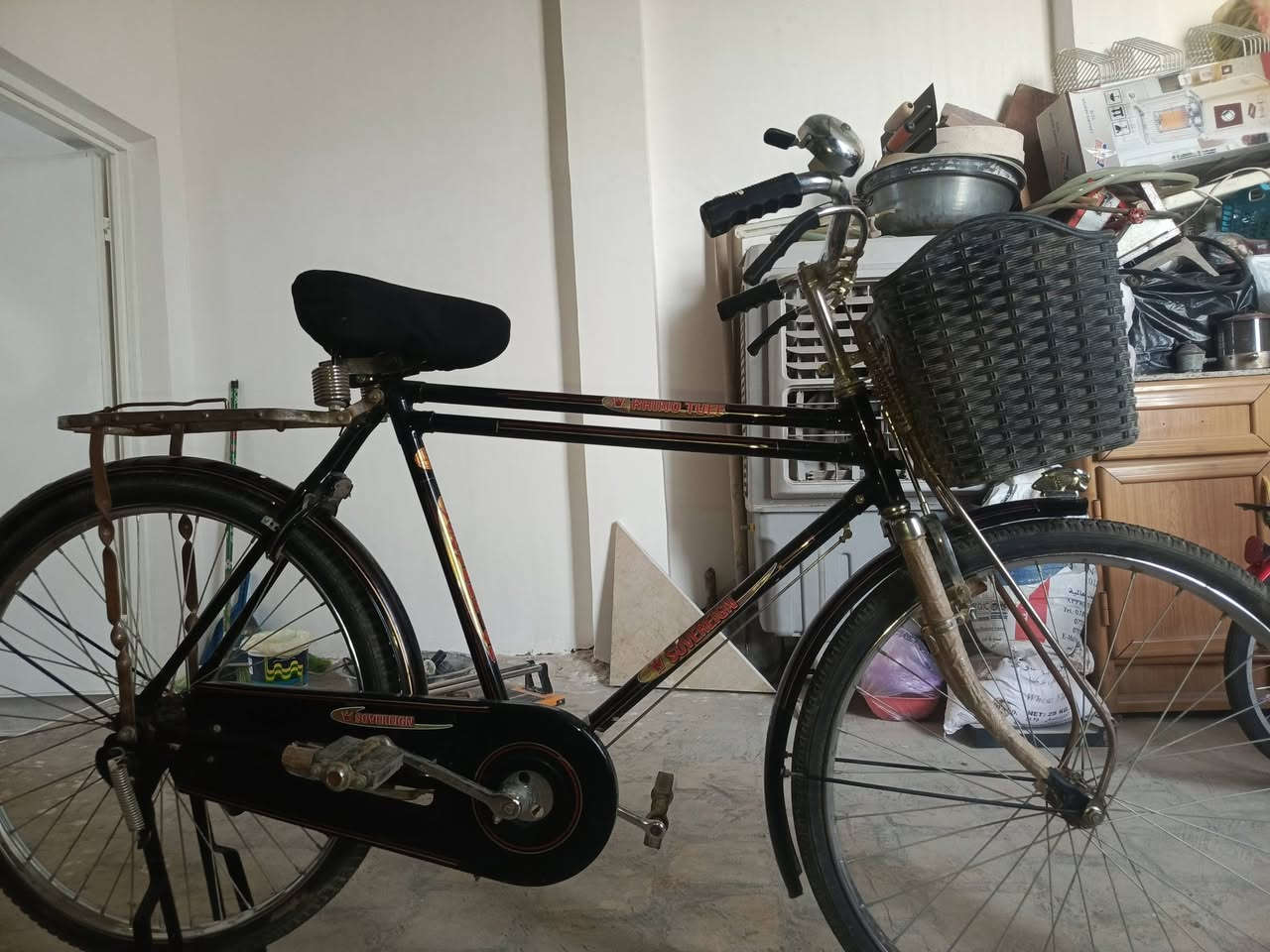 السلام عليكم
بايسكلات الهيرو ب 75 والاحمر ب 55 نضيفات فول مكاني كربلاء حي الوفاء رقم هاتف ***********
