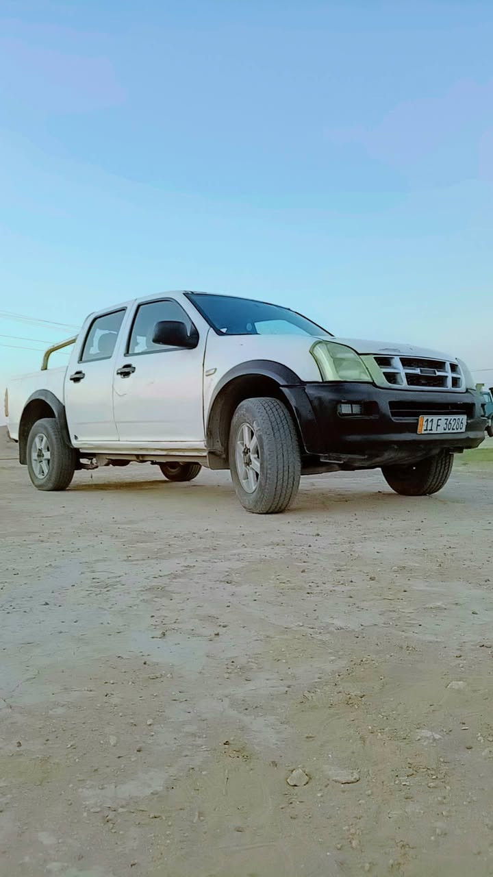 لوف للبيع موديل ٢٠٠٥ رقم بقداد تحويل ثاني يوم سعر ٦٠ توجد بل فلوجه ***********
