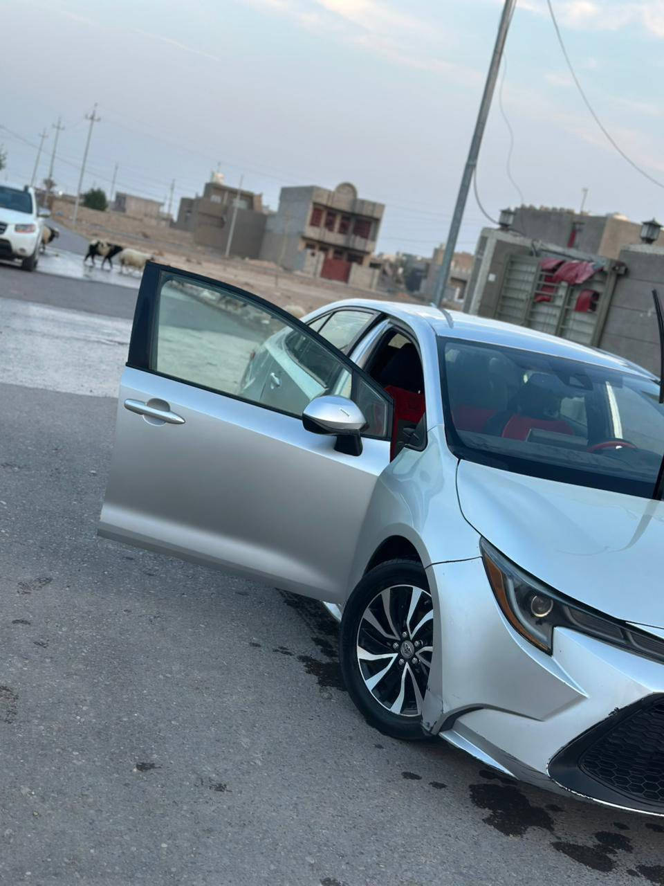 مكلف بلنشر
كورلا 2021 وارد امريكي   السونار مرفق بلصور  رقم بغداد الدولي  ماشية 140  كيلو قابلة للزيادة 
كير مكينة جديد
تبريد بي ليك
السعر 128 وبي مجال بسيط
مكان السيارة بغداد الغزالية او التاجي
***********
