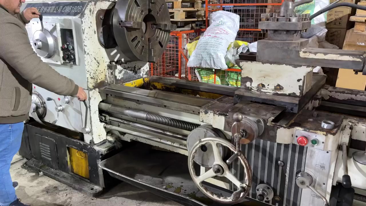 بحمد الله
 وصول  تورنة بسعر جدا مناسب
 نوع صيني مؤسسةمستعمل النضافة ٧٥٪؜ بالنسبة للهيكل كما موضح بالصور و ٩٥٪؜ نظافة الكير بوكس  ،٣ متر ًمن العينة الى السلايد نوع  عالي بدون كصة تفر ٨٠ سم  على الفرش كلج ميكانيكي مع سنتر وبراكيت للمعلوماتية الاتصال على الرقم 
***********
متوفر واتس اب
العنوان الموصل
