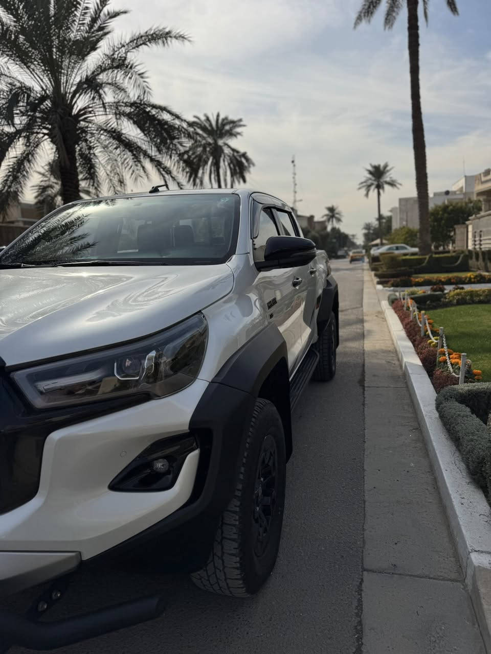 السلام عليكم 

تويوتا GR فور ويل مديل 2025 

وكالة ساز فول مواصفات

كفالة عامة

ماشية 4 الف ( زيرو )

مكان/ بغداد زيونة

الأستفسار / ***********
