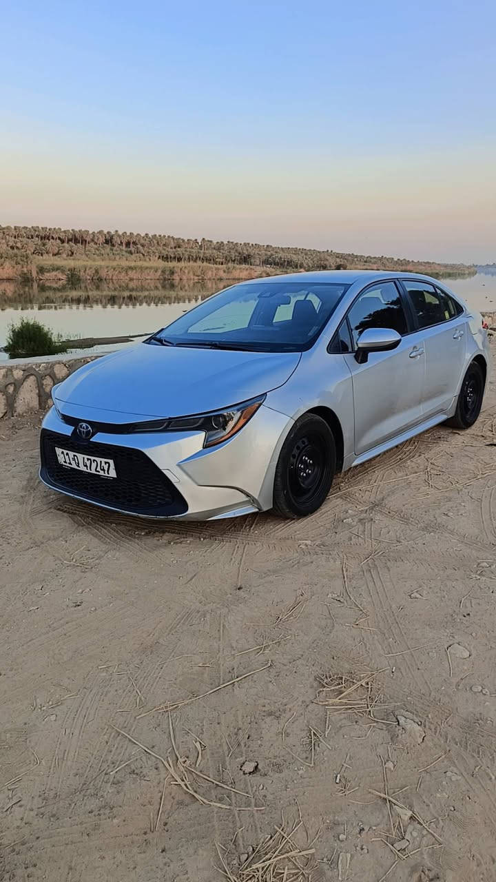 سلام عليكم..
كورلا موديل ٢٠٢٢ 
وارد امريكي هايبرد 
فئه LE يعني نص فول 
سياره ماشيه 150الف 
سياره بيها تبديل جاملغ خلفي بدون دواخل بدون ايرباك 
كير مكينه صدر كفاله 
السعر ١٤٥ وبيها مجال كلش بسيط 
رقمي للاستفسار ***********
