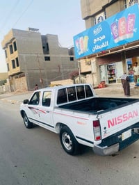 نيسان ٢٠١٤ • رشات صبغ • شاصي شرط
