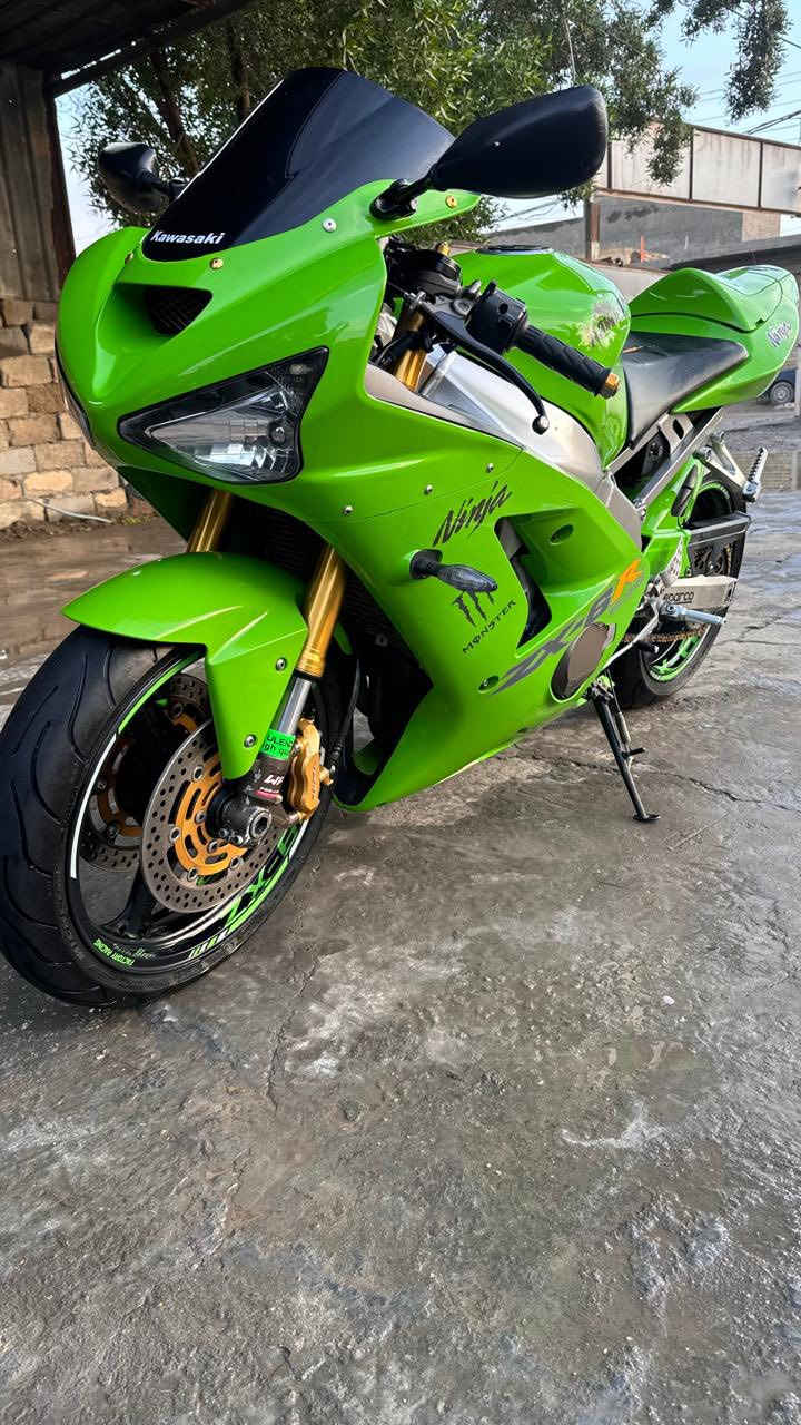 سلام عليكم 
كاوسكي موديل ٢٠٠٤ كفاله عامه
نازلة من كلشي وكلاشي ماشيه ١٨ الف
مكاني بغداد ***********
